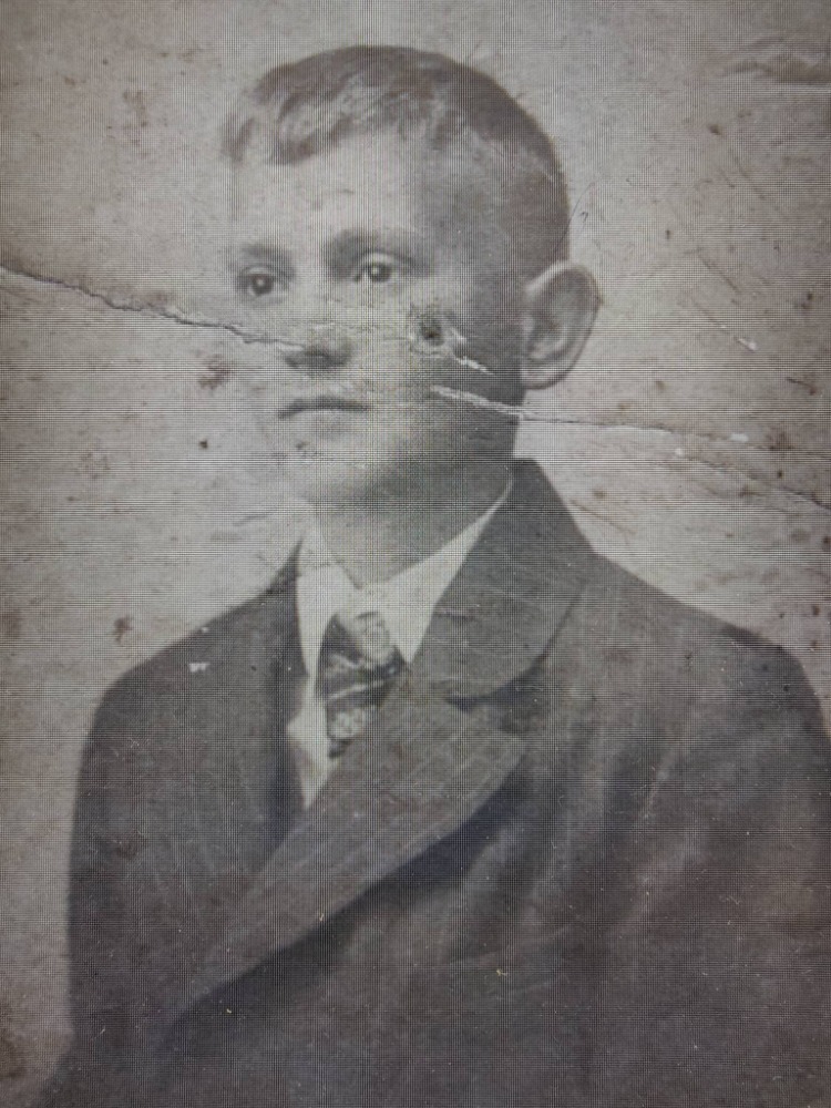 Josef Bouček v mládeneckém věku z My Heritage.cz